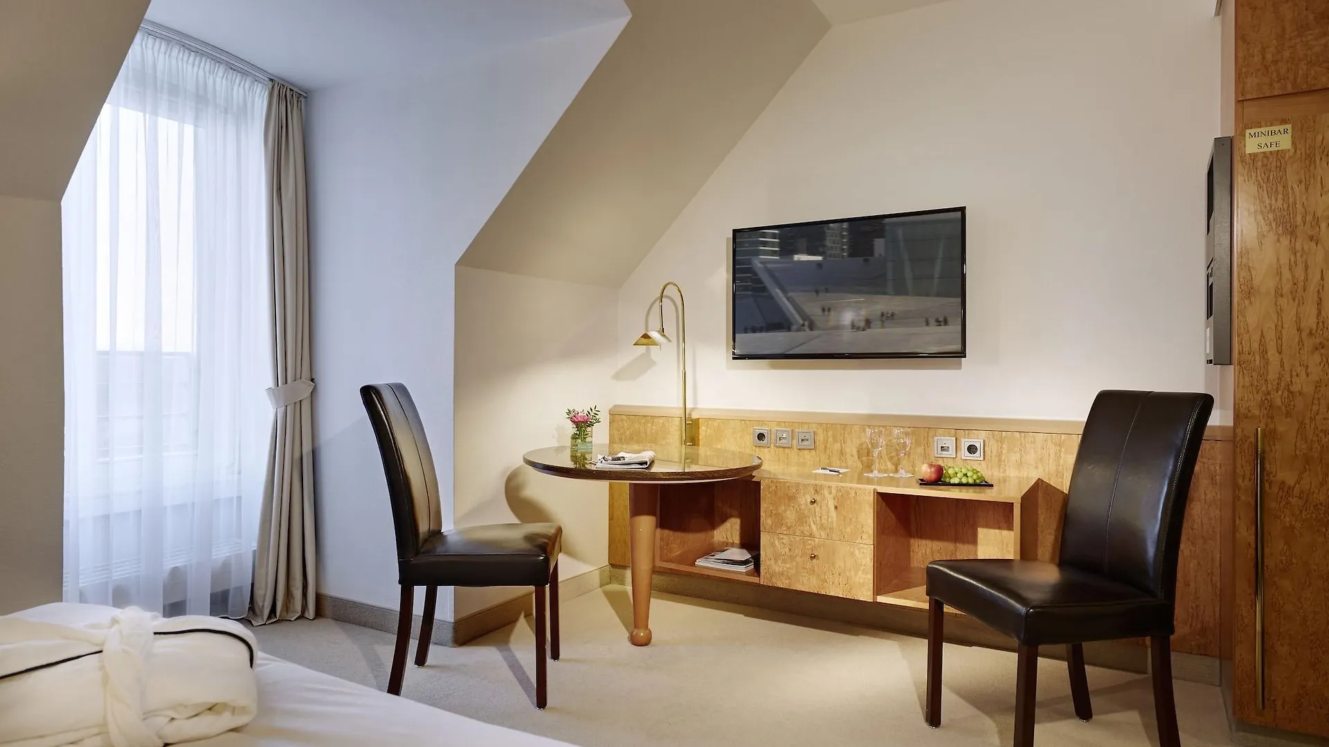 Lindner Hotel Dusseldorf Airport, Part Of Jdv By Hyatt Tyskland